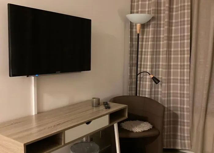 Systemairhallen Bed&Breakfast Skinnskatteberg