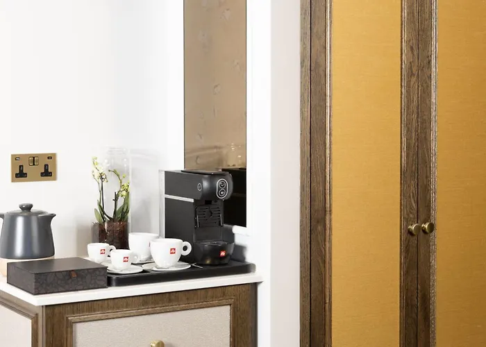 The Welbeck Hotel By Ihg London