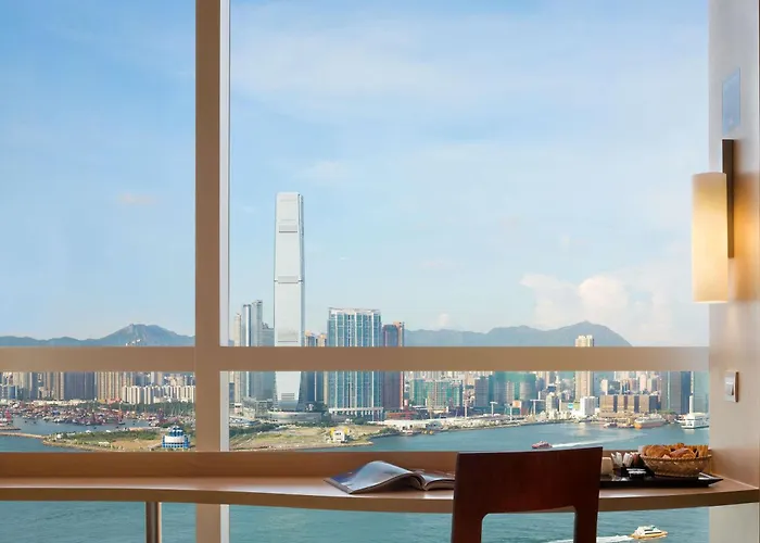 Ibis Hong Kong Central & Sheung Wan