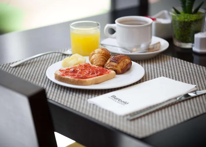 Occidental Praha Five Hotell