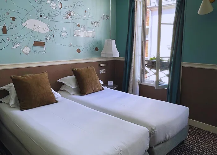 Hotel Des 3 Poussins Paris