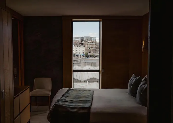 Market Street hotel Edinburgh
