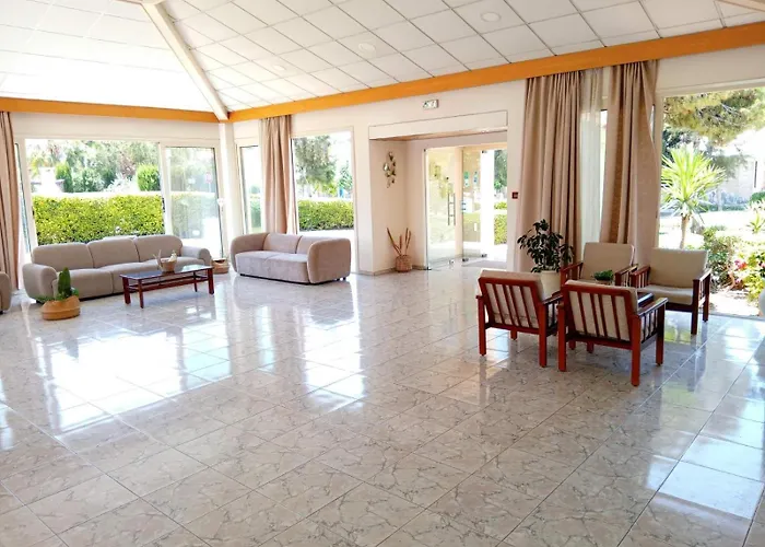 Mandalena Hotel Apartments Protaras