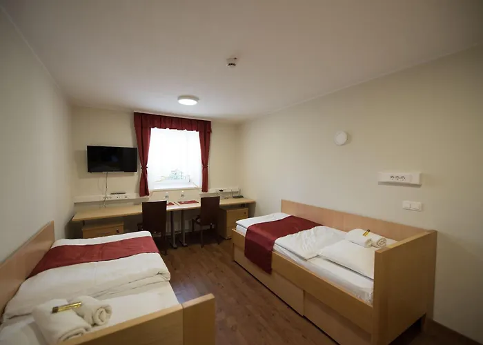 S Hotel - Simple City Centre Stay Maribor