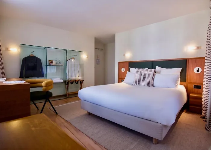 Hotel La Perouse Nantes