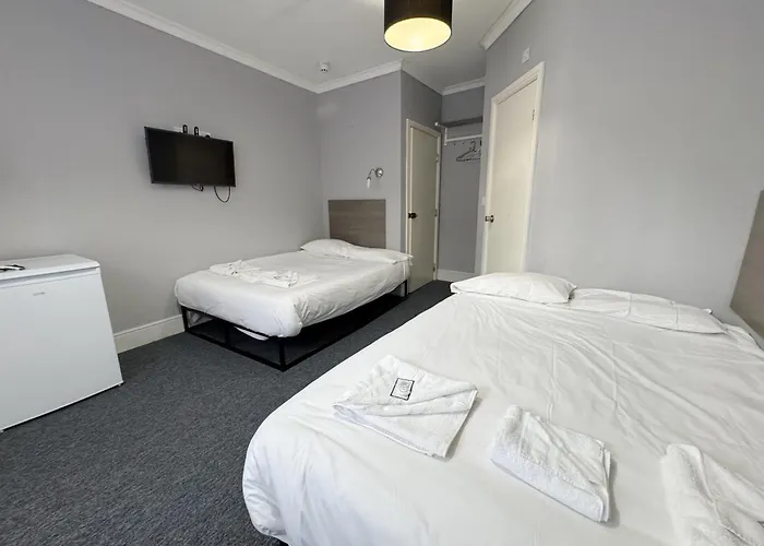 Plaza Hotel London