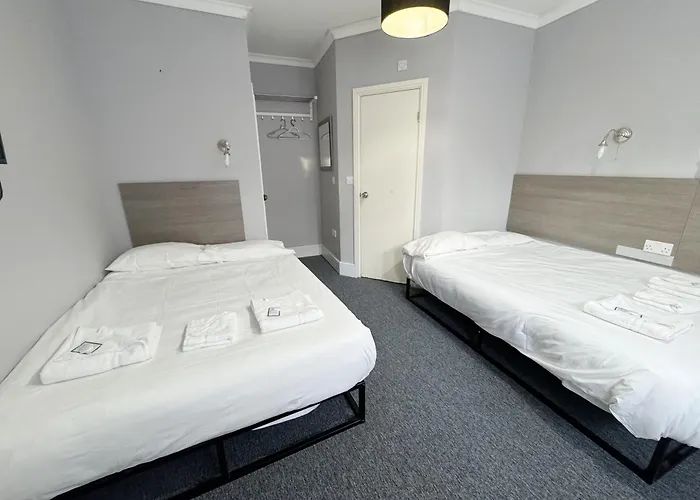 Plaza Hotel London