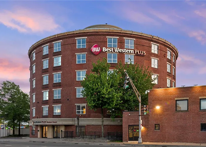 Roundhouse Suites Boston