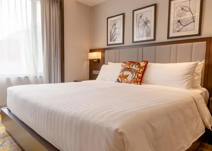 Royal Plaza On Scotts Hotell Singapore