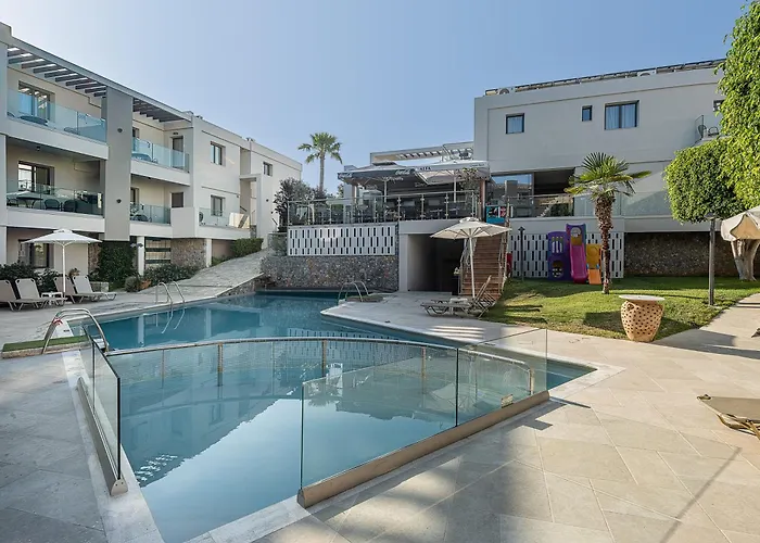 Minos Village Agia Marina