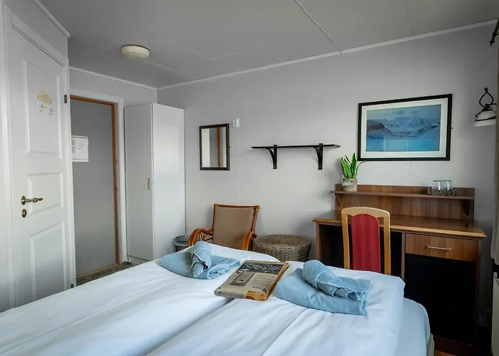 Mary-Ann'S Polarrigg Hotell Longyearbyen
