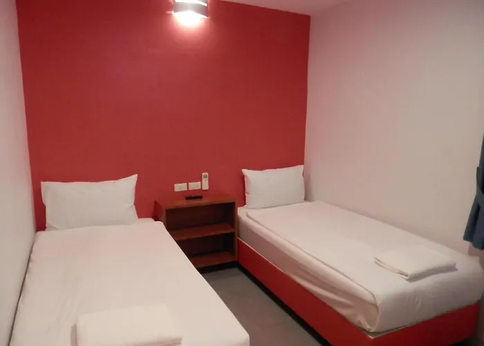 Cheeky Monkey'S Samui Hotell Chaweng Beach