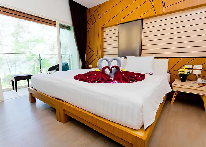 Anda Beachside Hotel Karon