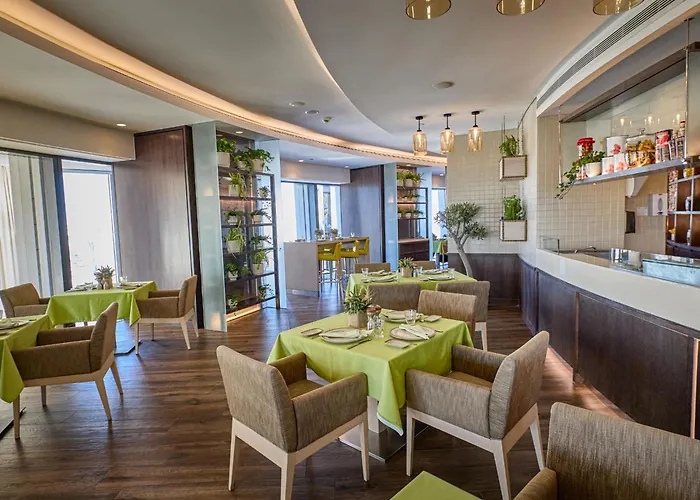Amman Rotana Hotell
