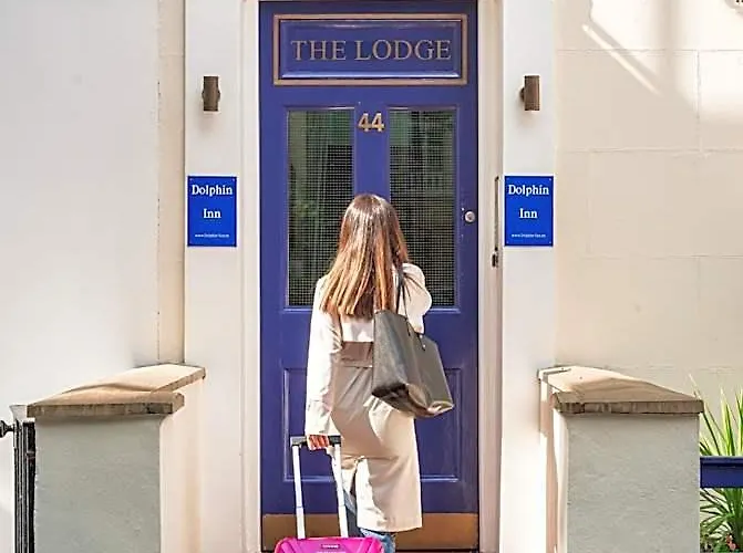 Dolphin Inn - The Lodge London
