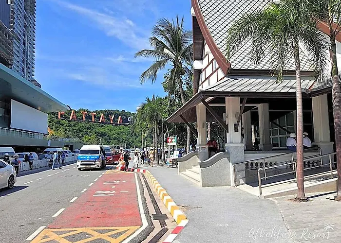 At Koh Larn Resort Pattaya
