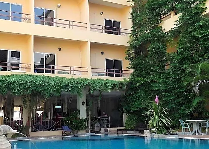 Opey De Place Pattaya