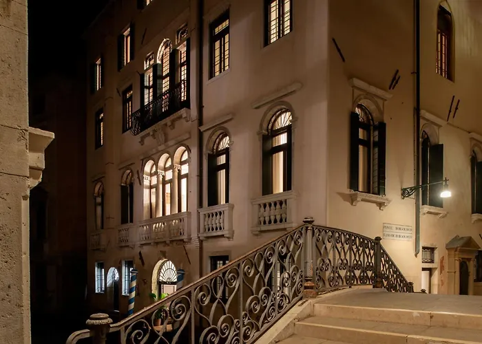 Eight Venezia Hotell