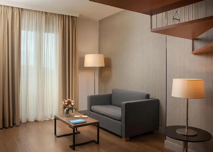 Nh Pisa Hotell