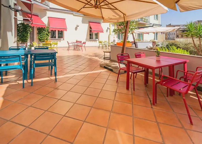 Ibis Styles Napoli Garibaldi Hotell