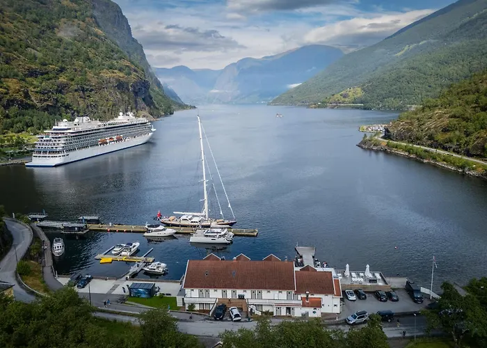 Flam Marina Hotell