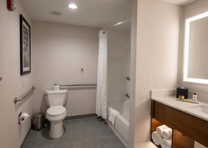 Roundhouse Suites Boston