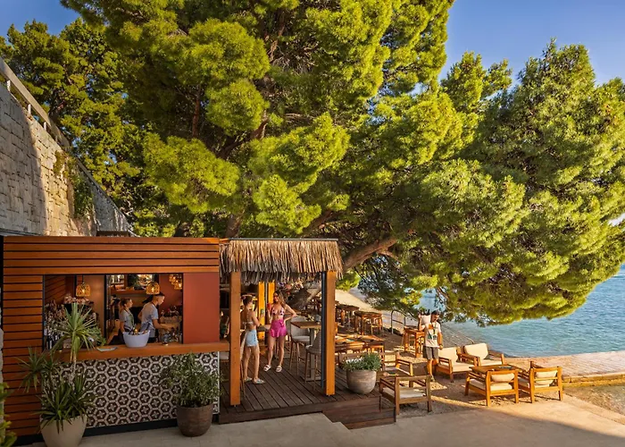 Places Dalmacija By Valamar Makarska
