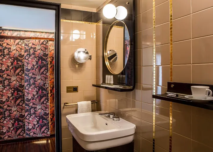 Hotel Du Rond-Point Des Champs-Elysees - Esprit De France Paris