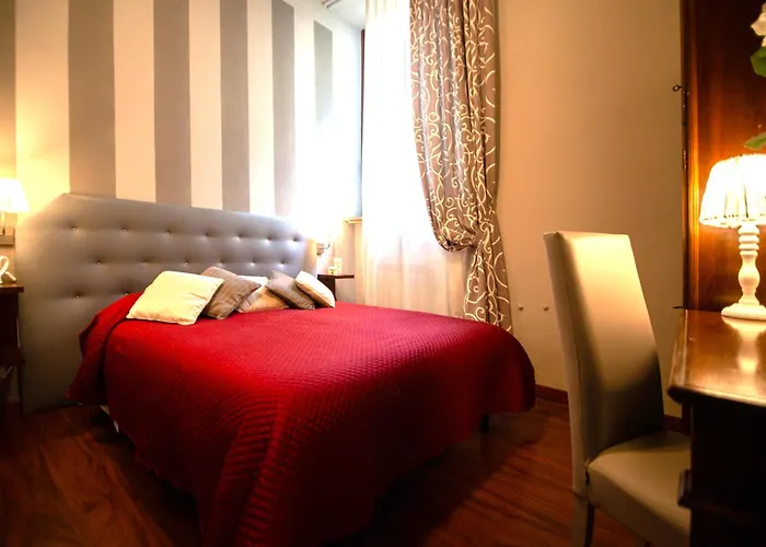 La Colonna Historic Centre Hotell Lucca