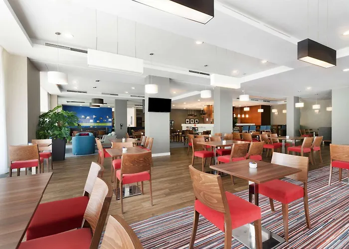 Hampton By Hilton Krakow Hotell