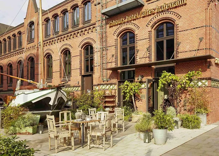 25Hours Hotel Altes Hafenamt Hamborg