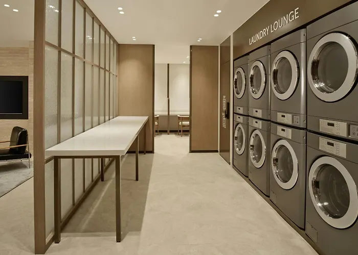 Courtyard By Marriott Seoul Myeongdong Hotell