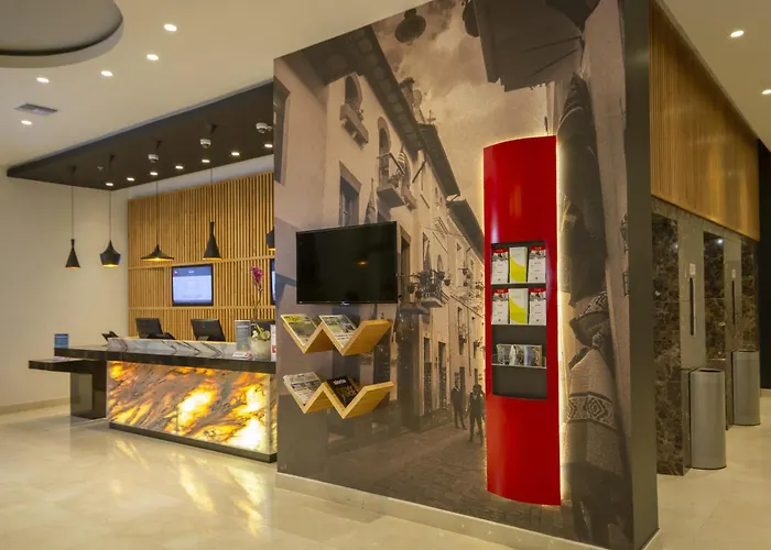 Ibis Quito Hotell