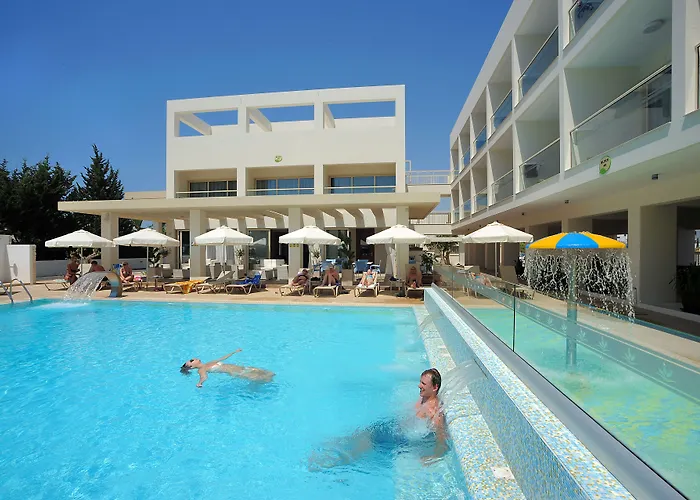 Nelia Gardens Hotell Ayia Napa