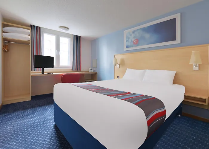 Travelodge Aberdeen Central