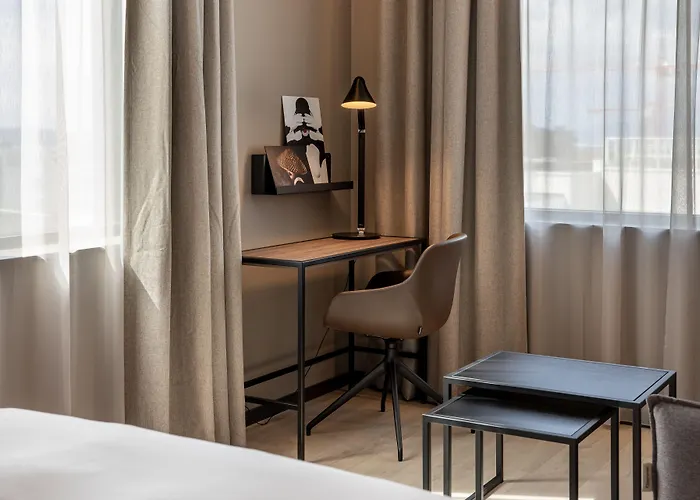 Radisson RED Oslo Okern Hotell