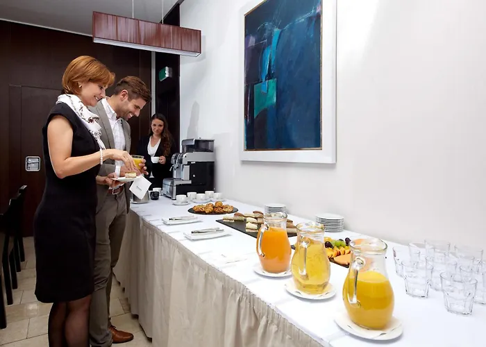 Occidental Praha Five Hotell