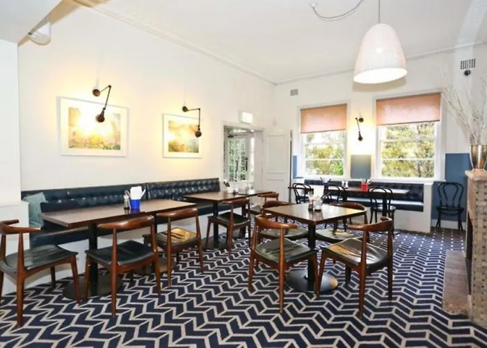 Blues Point Hotel Sydney
