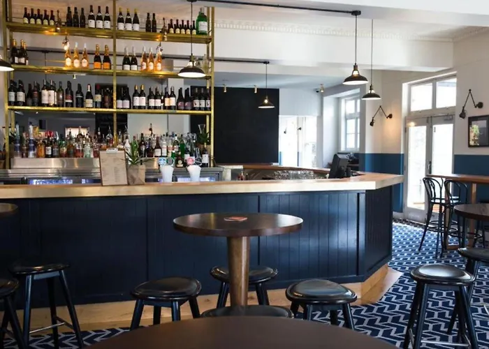 Blues Point Hotel Sydney