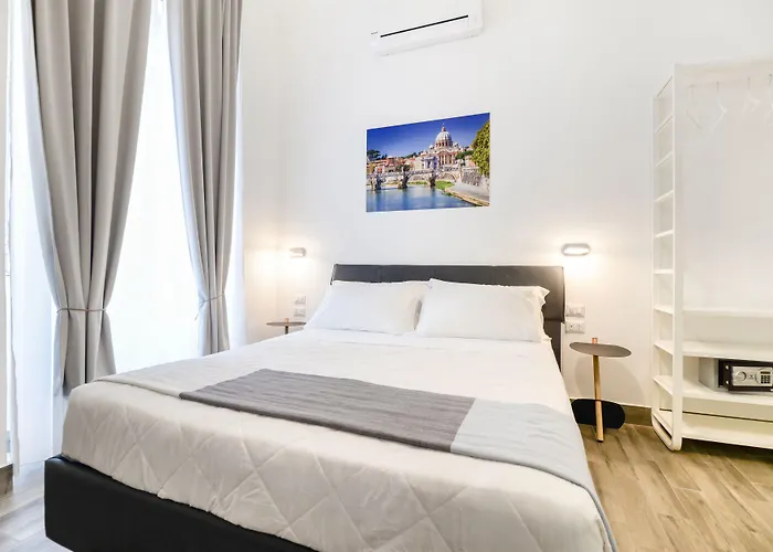 Clementi 18 Suites Rom