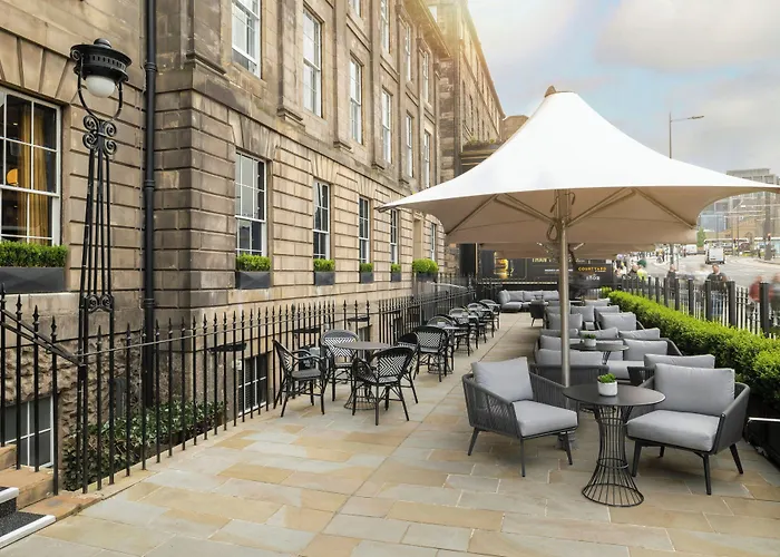 Courtyard By Marriott Edinburgh Hotell
