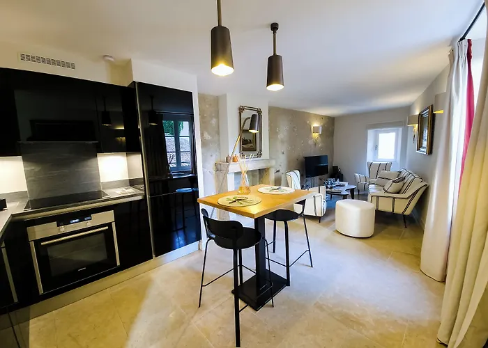 Le Yaca Saint-Tropez Hotell