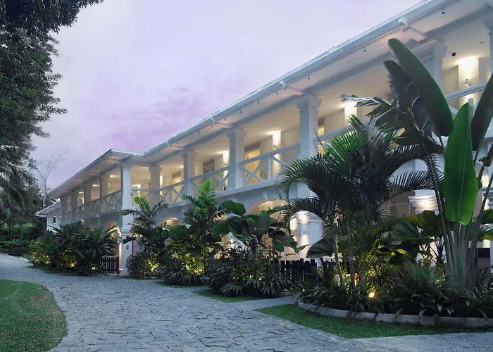 Amara Sanctuary Sentosa Hotel Singapore