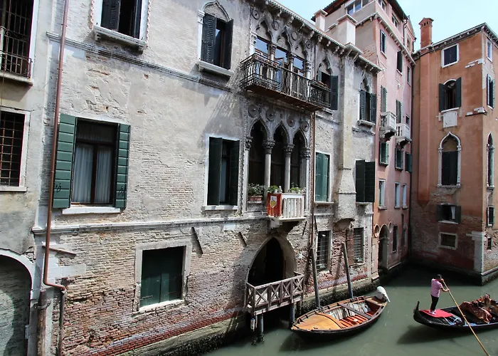 Ca' Amadi Bed & Breakfast Venezia