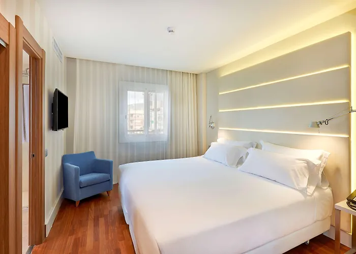 Nh Barcelona Les Corts Hotel