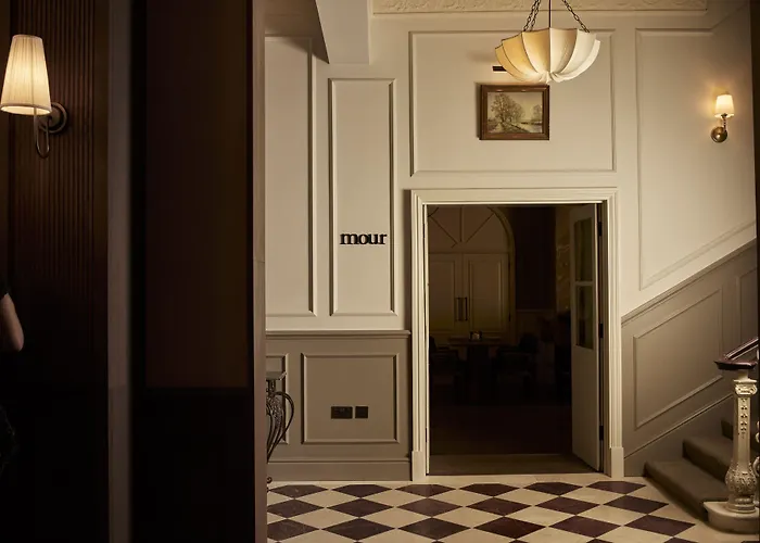 The Leonard Hotel London