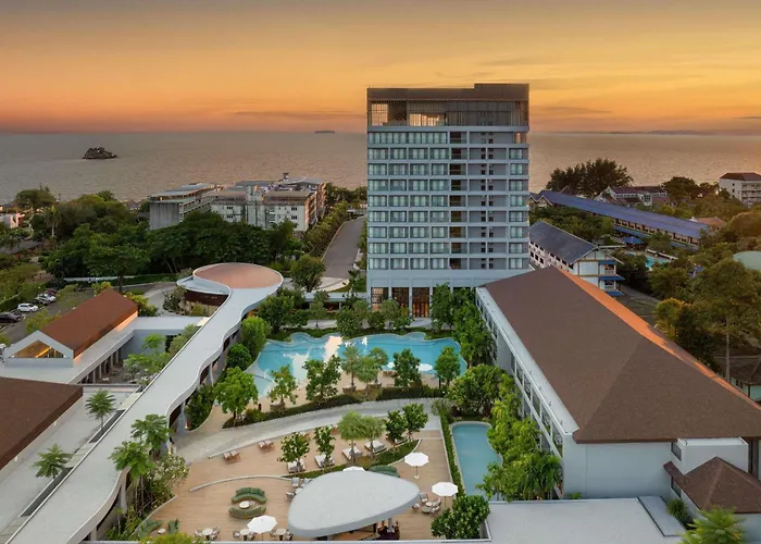 Mercure Rayong Lomtalay Villas & Resort Mae Phim