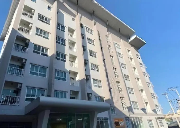 The Most Hotel Ban Thai Wat Khot