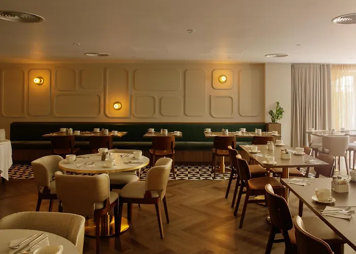 The Lodge Hotel - Putney London