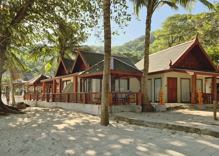 Crystal Bay Yacht Club Beach Resort Lamai Beach 